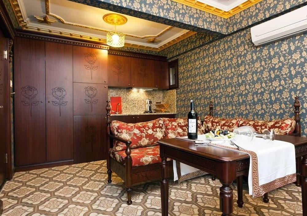 The First Ottoman Apartments Istanbul Eksteriør bilde